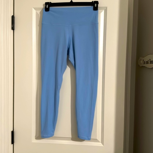 HZORI *Sold Out* 7/8 Yoga workout leggings size Large - Picture 2 of 11